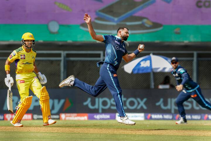 इंडियन प्रीमियर लीग (IPL) 2023 सीजन का आगाज होने गतविजेता गुजरात टाइटंस और चेन्नई सुपर किंग्स के बीच 31 मार्च को होने वाले मुकाबले के साथ होगा. आगामी सीजन का पहला मुकाबला अहमदाबाद के नरेंद्र मोदी स्टेडियम में खेला जाएगा.