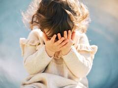 Tips For Parents: সন্তান খুব চুপচাপ? 'ইন্ট্রোভার্ট'? কীভাবে সকলের সামনে সহজ করবেন শিশুকে? রইল টিপস