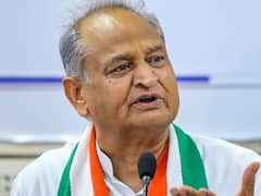 डॉक्टर ने कविता में के जरिए सीएम गहलोत को घेरा, वीडियो वायरल होने पर मांगी माफी