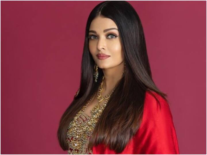 जब शाहरुख खान ने Aishwarya Rai को पांच फिल्मों से निकलवाया था, एक्ट्रेस बोलीं- 'मैं हैरान और काफी हर्ट थी' Shah Rukh Khan removed Aishwarya Rai from five films the actress said I was hurt in throwback interview जब शाहरुख खान ने Aishwarya Rai को पांच फिल्मों से निकलवाया था, एक्ट्रेस बोलीं- 'मैं हैरान और काफी हर्ट थी'