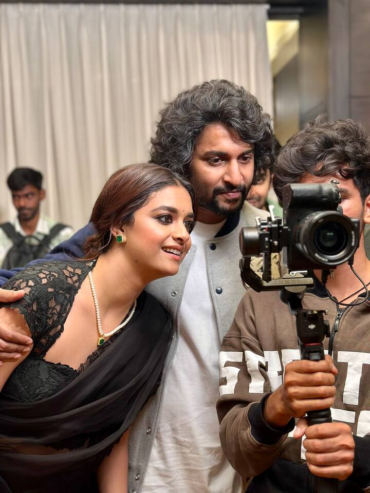 நானி நடிப்பில் ஸ்ரீகாந்த் ஓடேலா இயக்கத்தில் தசரா படம் உருவாகியுள்ளது. இந்த படத்தில் நானிக்கு ஜோடியாக கீர்த்தி சுரேஷ் நடித்துள்ளார்.