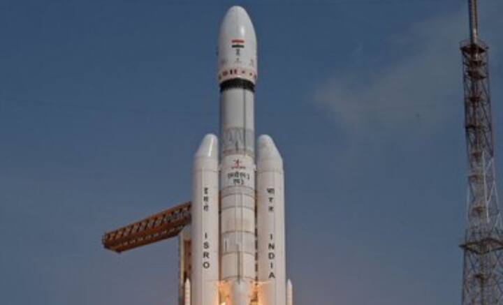 Oceansat-3 স্যাটেলাইটে রয়েছে ওশিয়ান কালার মনিটর, সমুদ্রপৃষ্ঠের তাপমাত্রা নির্ধারণকারী, KU Bank স্কেটেরোমিটার এবং ARGOS প্রযুক্তি। তার সাহায্যে বিভিন্ন তরঙ্গদৈর্ঘ্য থেকে পৃথিবীর উপর নজরদারি চালানো সম্ভব।