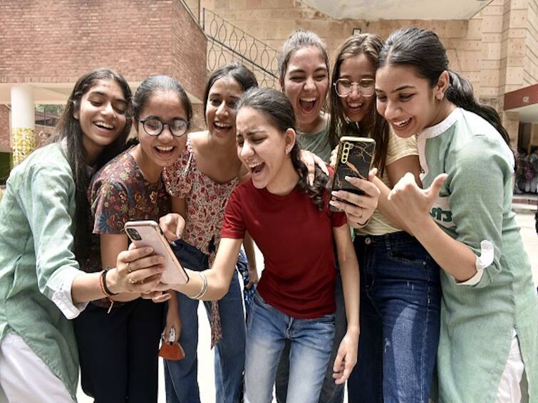 BSEB 10th Results 2023 Releasing Today: When, Where and How To check? BSEB 10th Results 2023 Announced: Know Where and How To Check Results?