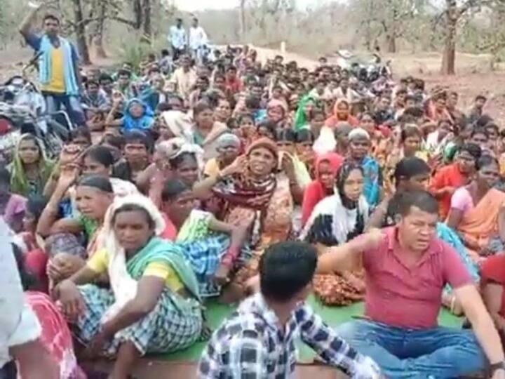 Dantewada Hundreds Of Villagers Mobilized Against Arcelor Mittal Nippon Steel Company Made Serious Allegation Ann Chhattisgarh News: दंतेवाड़ा में लाल जहर के विरोध में सैकड़ों ग्रामीण हुए लामबंद, इस निजी कंपनी के खिलाफ खोला मोर्चा