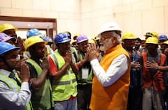 New Parliament Building: నూతన పార్లమెంట్ భవనాన్ని ఆకస్మికంగా పరిశీలించిన ప్రధాని మోదీ