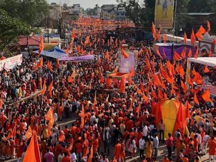 पूरा बस्तर संभाग भक्ति में डूबा हुआ था. वहीं इस बार इस शोभायात्रा में अघोरियों को भी बनारस से बुलाया गया था. इसमें करीब 15 अघोरी पहुंचे. उन्होंने अपने भस्म नृत्य से सभी का मन मोह लिया.