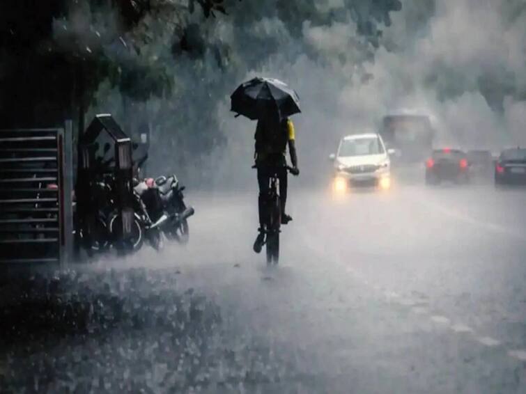 Tamil Nadu is likely to receive moderate rain with thunder and lightning for the next 4 days, according to the Meteorological Department. TN Weather Update: தமிழ்நாட்டில் தொடரும் மழை.. எத்தனை நாட்களுக்கு மழைக்கு வாய்ப்பு..? லேட்டெஸ்ட் அப்டேட் இதோ..