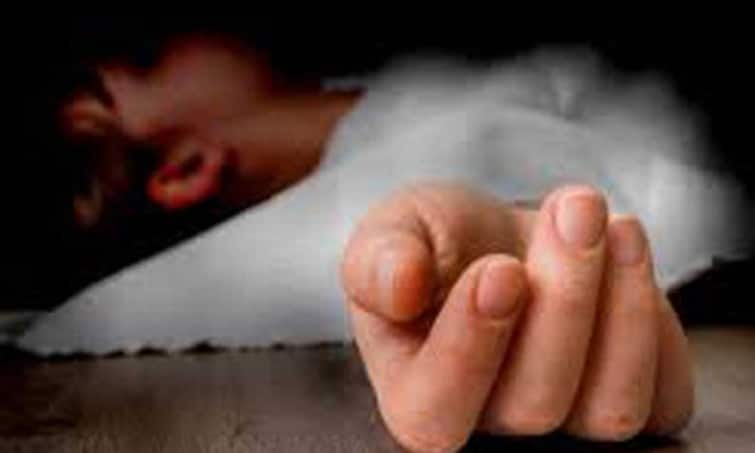 Woman commits suicide by hanging herself at Perambalur Government Hospital TNN பெரம்பலூர் அரசு மருத்துவமனையில் தூக்குப்போட்டு பெண் தற்கொலை