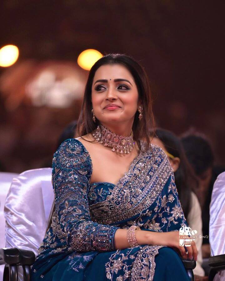 இந்த புகைப்படங்கள் சமூக வலைதளங்களில் வைரலாகி வருகின்றது