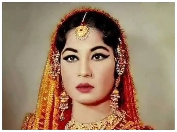 Meena Kumari Birth Anniversary: Abandoned child, forced to act, painful love life- a look at the life of Bollywood's 'Tragedy Queen' Meena Kumari Death Anniversary: જન્મતાંની સાથે જ મીના કુમારીને અનાથાશ્રમમાં છોડી દીધી હતી માતા-પિતાએ, 4 વર્ષની ઉંમરે જબરજસ્તીથી કરાવતા હતા એક્ટિંગ