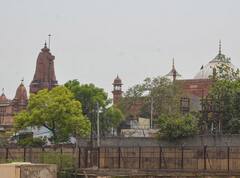 श्री कृष्ण जन्मभूमि मामले में बड़ी खबर, विवादित स्थल के सर्वे के लिए जल्द जा सकते हैं कोर्ट अमीन