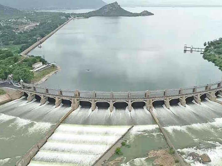 Mettur Dam water flow increase from 1,410 cubic feet to 1,422 cubic feet TNN Mettur dam: மேட்டூர் அணையின் நீர்வரத்து 1,422 கனஅடியாக அதிகரிப்பு