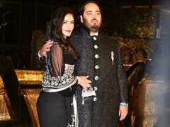 काली साड़ी, हाथ में पल्लू...इवेंट में किसी हीरोइन से कम नहीं लगीं राधिका मर्चेंट, देखें मुकेश अंबानी की होने वाली बहू की फोटोज़