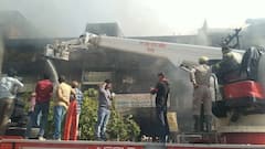 Kanpur Fire: કાનપુરની હમરાજ માર્કેટમાં કપડાની 800થી વધુ દુકાનમાં લાગી ભીષણ આગ, કરોડોના નુકસાનનો અંદાજ