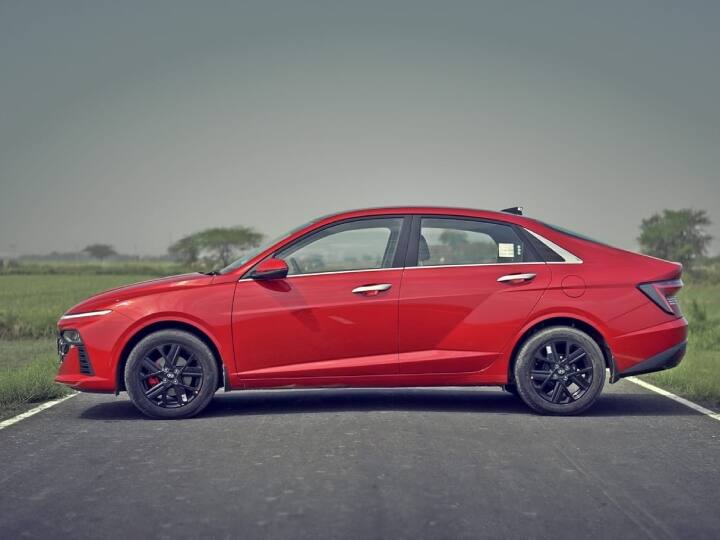 These are the Long Standing Cars With Most Demand in India Most Popular cars in India: దశాబ్దాల నుంచి మార్కెట్లో ఉన్నా తగ్గని మార్కెట్ - ఈ కార్ల క్రేజ్ అలా ఉంది మరి!