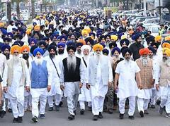 Amritsar News: ਕਸੂਤੇ ਘਿਰੇ CM ਮਾਨ ! ਬੇਕਸੂਰ ਨੌਜਵਾਨਾਂ ਦੀ ਗ੍ਰਿਫ਼ਤਾਰੀ ਵਿਰੁੱਧ SGPC ਵੱਲੋਂ ਰੋਸ ਮਾਰਚ