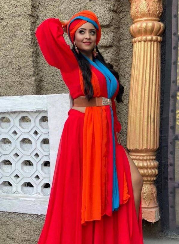 પવન સિંહે તે દરમિયાન યામિની સિંહ વતી આ હંગામા અંગે કોઈ પ્રતિક્રિયા આપી ન હતી. પરંતુ થોડા સમય પછી અભિનેતાએ એબીપી સાથેની વાતચીતમાં કહ્યું કે તે કોઈપણ કારણ વગર વિવાદમાં ફસાઈ જાય છે.