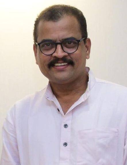 शरद पोंक्षें यांनी सोशल मीडियावर स्वातंत्र्यवीर सावरकर यांच्या एका विधानाचा फोटो शेअर केला आहे.