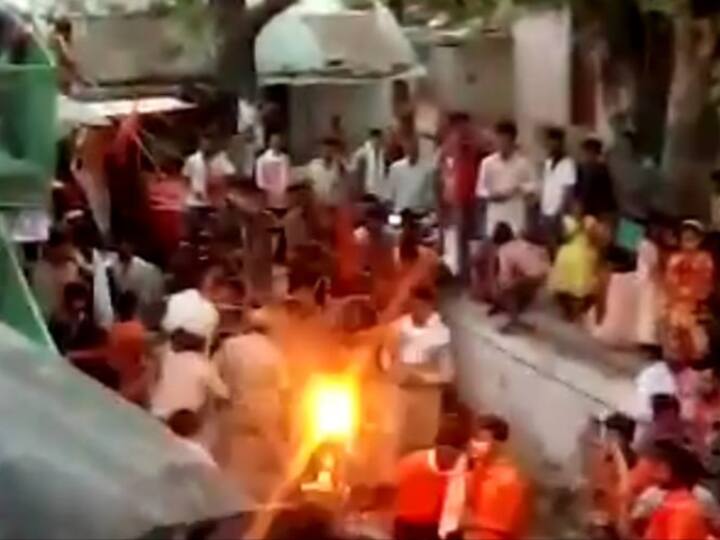 Kota News: रामनवमी की शोभायात्रा के दौरान हादसा, करतब दिखा रहे कलाकारों को लगा करंट, 3 की मौत Kota three people died due to electrocution during Ram Navami procession Rajasthan ann Kota News: रामनवमी की शोभायात्रा के दौरान हादसा, करतब दिखा रहे कलाकारों को लगा करंट, 3 की मौत