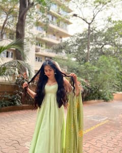 Adah Sharma Photos: మల్లెపూలు, కొంటెచూపు - కొత్తగా కనిపిస్తోన్న అదా శర్మ