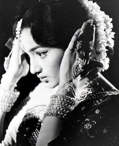 Asha parekh Love Life: इस शख्स की याद में ताउम्र कुंवारी रहीं आशा पारेख, एक्ट्रेस ने खुद किया था खुलासा