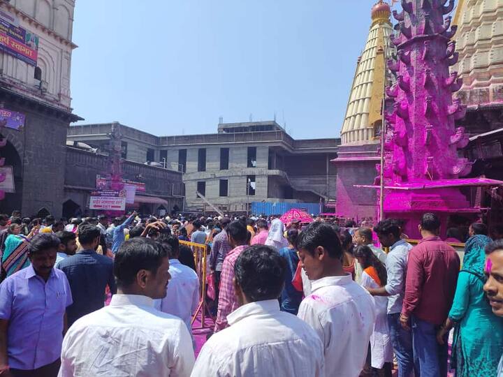 यंदा यात्रेला आठ ते दहा लाखांवर भाविक येण्याची शक्यता वर्तविण्यात येत आहे.