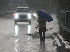 Heavy Rain, Thunderstorm Lash Parts Of Delhi-NCR, Likely To Witness Hailstorms