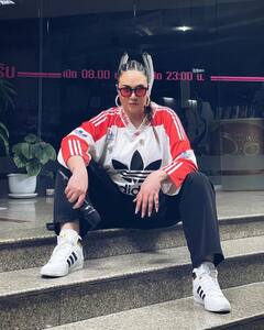 Tata Young Photos: अपनी आवाज और डांस से 'धूम' मचाने वालीं टाटा यंग अब दिखती हैं ऐसी, पहचनना बेहद मुश्किल