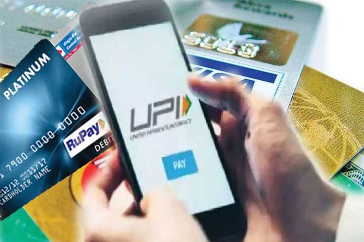 குறிப்பிட்ட வர்த்தகர்களுக்கு குறைந்த அளவிலான 1.1 பரிமாற்ற கட்டணம் விதிக்கப்படும். வாடிக்கையாளர்கள், இந்த கட்டணத்தை செலுத்த வேண்டிய தேவை இல்லை என்பதால், இது தொடர்பான வதந்திகளை பரப்ப வேண்டாம் என அறிவுறுத்துகிறோம்.