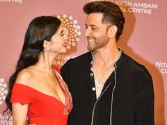 NMACC इवेंट में Hrithik Roshan-Saba Azad के बीच दिखी क्यूट बॉन्डिंग, गर्लफ्रेंड की आंखों में डूबे नजर आए एक्टर