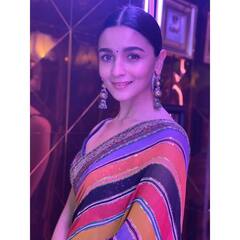 Alia Bhatt Saree Look: आलिया भट्ट के 5 दिलकश साड़ी लुक्स जिन्हें आप करेंगे बेहद पसंद, देखें तस्वीरें