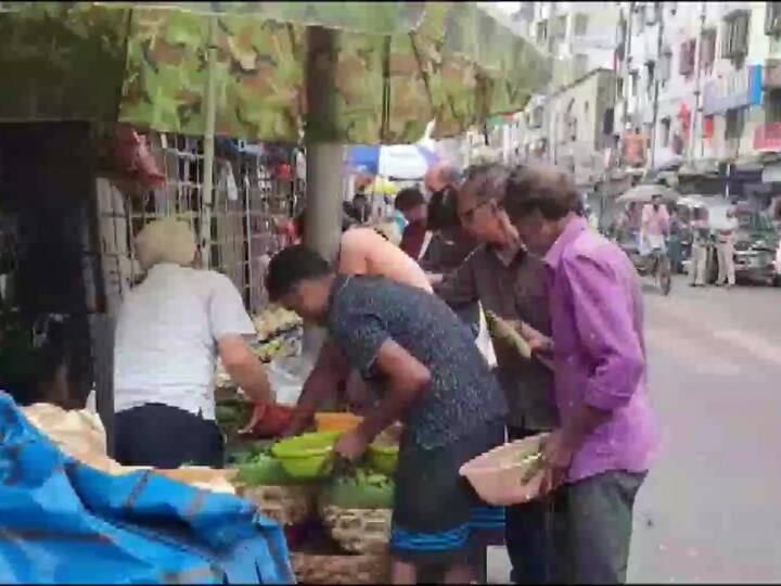 However, this morning, the situation looked under control in Howrah where violence broke out on Ram Navami. People were seen buying vegetables like any other normal day.