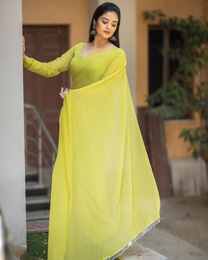 శ్రీముఖి అందమైన ఫోటోలు. Image Credit: Sreemukhi/Instagram