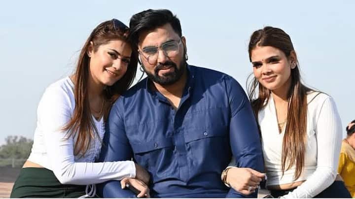 अरमान मलिक का यह घर काफी बड़ा है और उनके टेरेस से काफी जबरदस्त नज़ारा भी देखा जाता है. अरमान मलिक ने कुछ ही वक्त पहले अपने स्टाफ के लिए भी काफी सुख सुविधाओं वाला घर खरीदा है जोकि इंटीरियर से भी काफी जबरदस्त है.