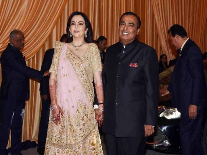 Mukesh Ambani: நீடா அம்பானிக்காக மும்பைக்கு வந்த ஸ்பைடர்மேன் ஹீரோ, ஹீரோயின்..! என்ன காரணம்?