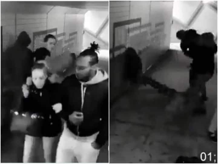 Video: लड़की को छेड़ने के बाद आई शरारती लड़कों की शामत, एक ही पंच में हो गए ढेर girl is seen knocking out two boys with one punch who teasing her Video: लड़की को छेड़ने के बाद आई शरारती लड़कों की शामत, एक ही पंच में हो गए ढेर