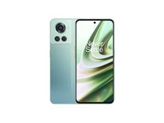 OnePlus 10R की कीमत में हुई दो बार कटौती, 10 मिनट चार्जिंग में पूरा दिन चलता है फोन