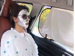 चेहरे पर फेस मास्क लगाकर कार के अंदर मेडिटेशन करती दिखी ये एक्ट्रेस, फोटो में पहचानना हुआ मुश्किल