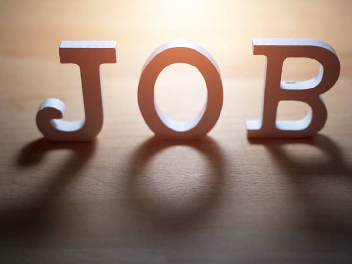 ​Jobs 2023: सरकारी नौकरी पाने का बढ़िया मौका! लाखों में मिलेगा वेतन, इस दिन से पहले करें अप्लाई