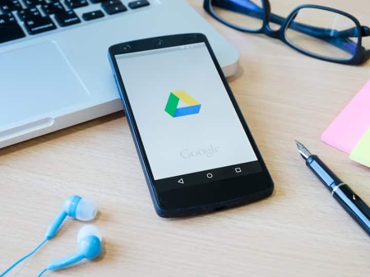 You will be able to search any folder or file in a pinch on the loaded Google Drive, this new feature has been rolled out