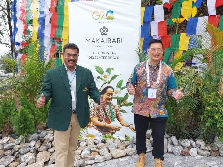 Watch: Singapore’s High Commissioner couldn’t stop himself seeing others dancing, watch video