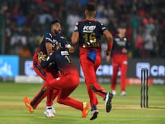 WATCH: Mohammed Siraj, Dinesh Karthik Collide Mid-Pitch In RCB vs MI Match, Drop Rohit Sharma's Catch