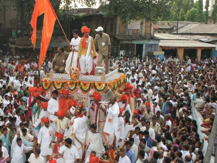 maharashtra nashik news Sri Ram Rath and Garuda Rath Yatra in Nashik kalarama mandir procession route Nashik Ramnavami : नाशिकमध्ये श्रीराम रथ आणि गरुड रथयात्रा, असा असेल मिरवणूक मार्ग, पोलिसांचा कडेकोट बंदोबस्त
