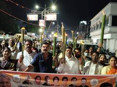 मशाल रैली में छात्रों के झुलसने से मचा सियासी बवाल, नाबालिग छात्रों को रैली में शामिल करने पर बीजेपी ने उठाया सवाल