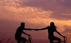 Relationship Tips: ছোট্ট ছোট্ট পদক্ষেপই নিয়ে যাবে অনেক দূর, সম্পর্ক সতেজ রাখতে যা যা করতে পারেন