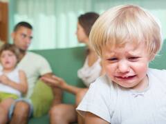 जिन बच्चों का दर्दनाक होता है बचपन, वो बड़े होकर बनते हैं बहुत गुस्सैल- स्टडी