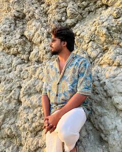 Guppedantha Manasu Mukesh Gowda: పైన ఆకాశం-కింద ఇసుక - సముద్రతీరంలో రిషి సార్ కవిత్వం