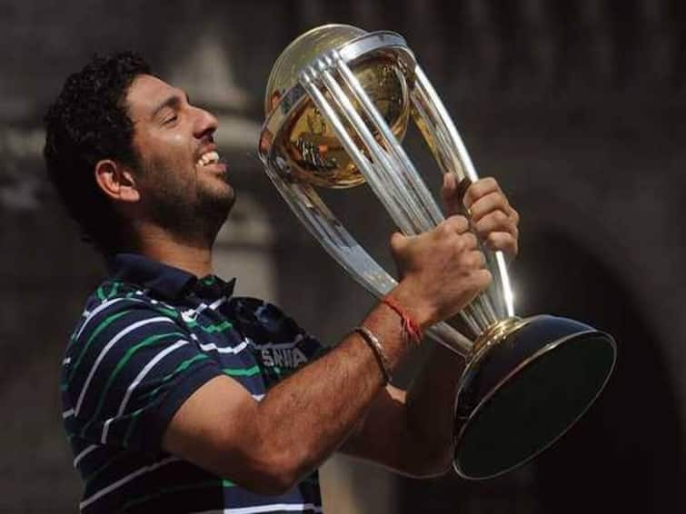 2011 World Cup Winning Day Video released by Yuvraj as a collection of touching moments WC 2011: உலகக்கோப்பை வென்ற தினம்.. நெகிழ்ச்சியான தருணங்கள்.. யுவராஜ் வெளியிட்ட வீடியோ..!