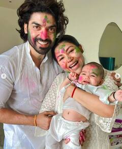 PHOTOS: ਦੇਬੀਨਾ ਬੈਨਰਜੀ ਨੇ ਮਨਾਈ ਛੋਟੀ ਧੀ ਦੀ ‘Rice-Ceremony’, ਲਹਿੰਗਾ-ਚੋਲੀ 'ਚ ਪਿਆਰੀ ਲੱਗ ਰਹੀ ਸੀ ਨੰਨ੍ਹੀ ਪਰੀ