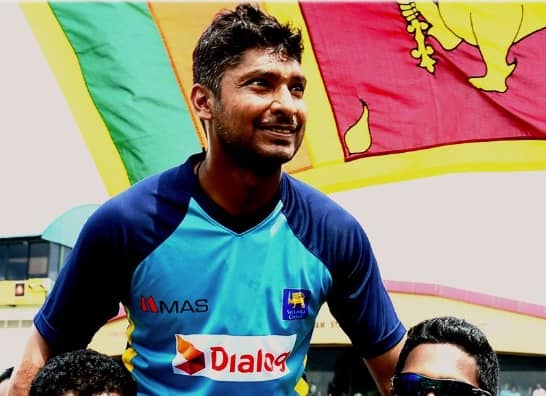 ব্যাট হাতে ৪৮ রানের ইনিংস খেলেন সাঙ্গা। ম্যাচে যুবরাজের শিকার হন তিনি।